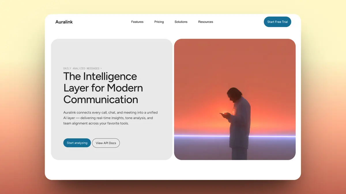 Screenshot of the Auralink template: soft gradient, calm tech.