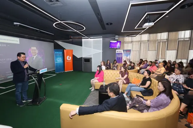 CloudLine Studio speaking at the PIKOM International Women's Day event